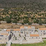 Salvia Hotel 3*